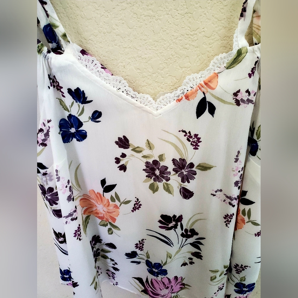 Torrid White Cream Ruffled Blouse - Picture 7 of 8